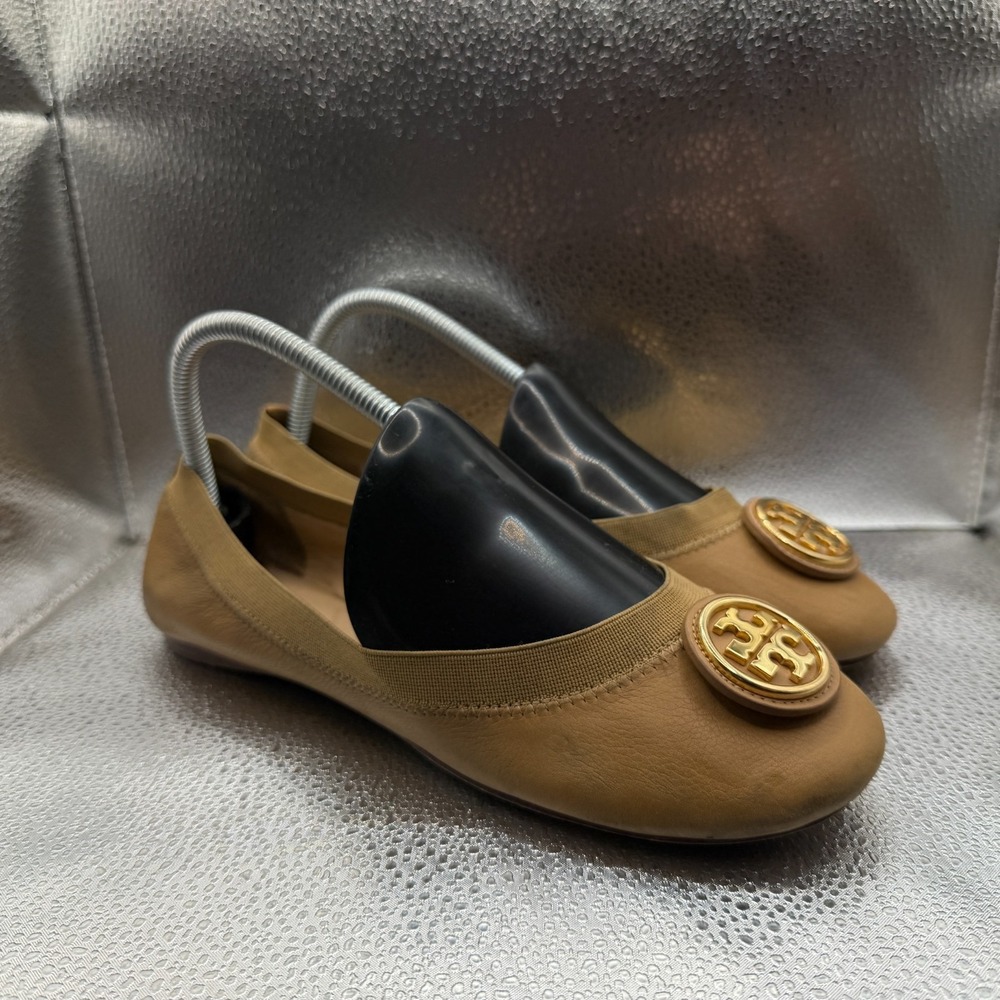 Size 8M Tory Burch Caroline Patent Leather Medallion Logo Slip-On Ballet Flats